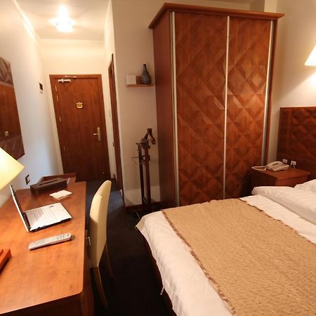 Plasma Hotel Tripoli Bagian luar foto