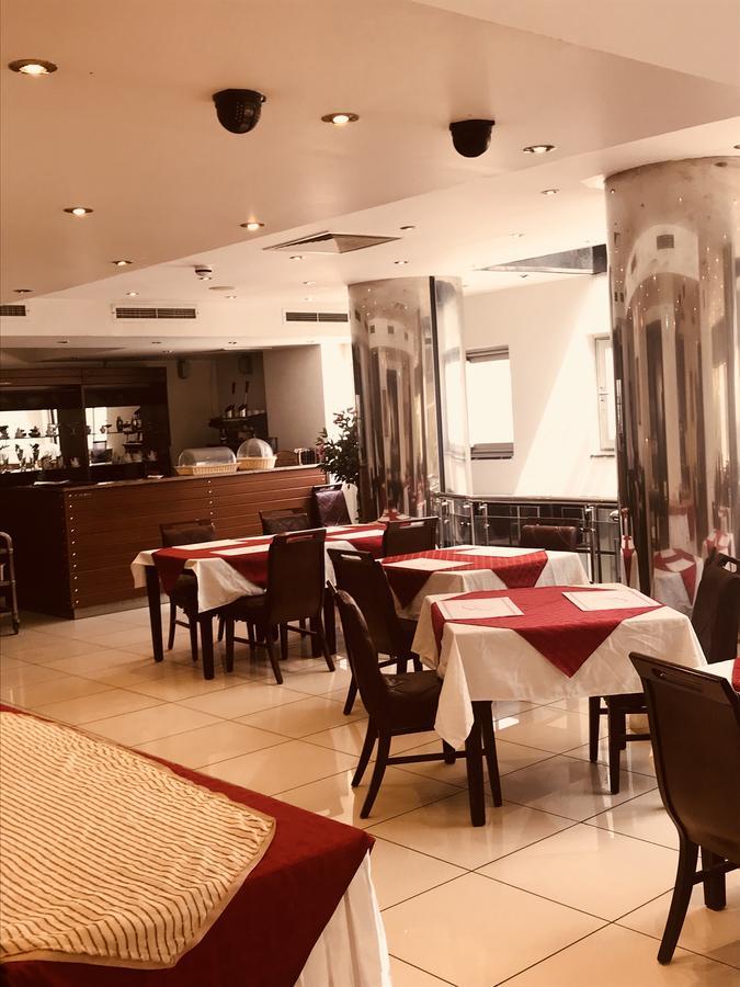 Plasma Hotel Tripoli Bagian luar foto